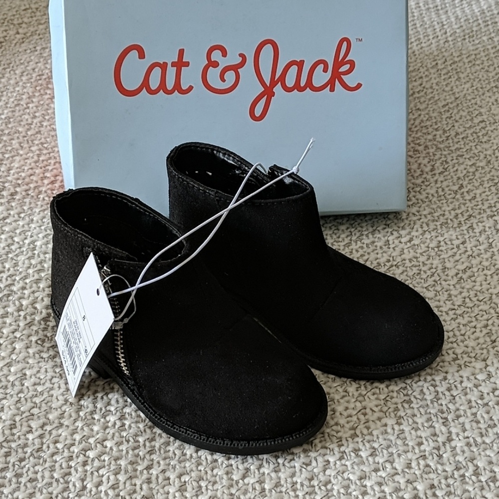 Girl's Zippered Boots